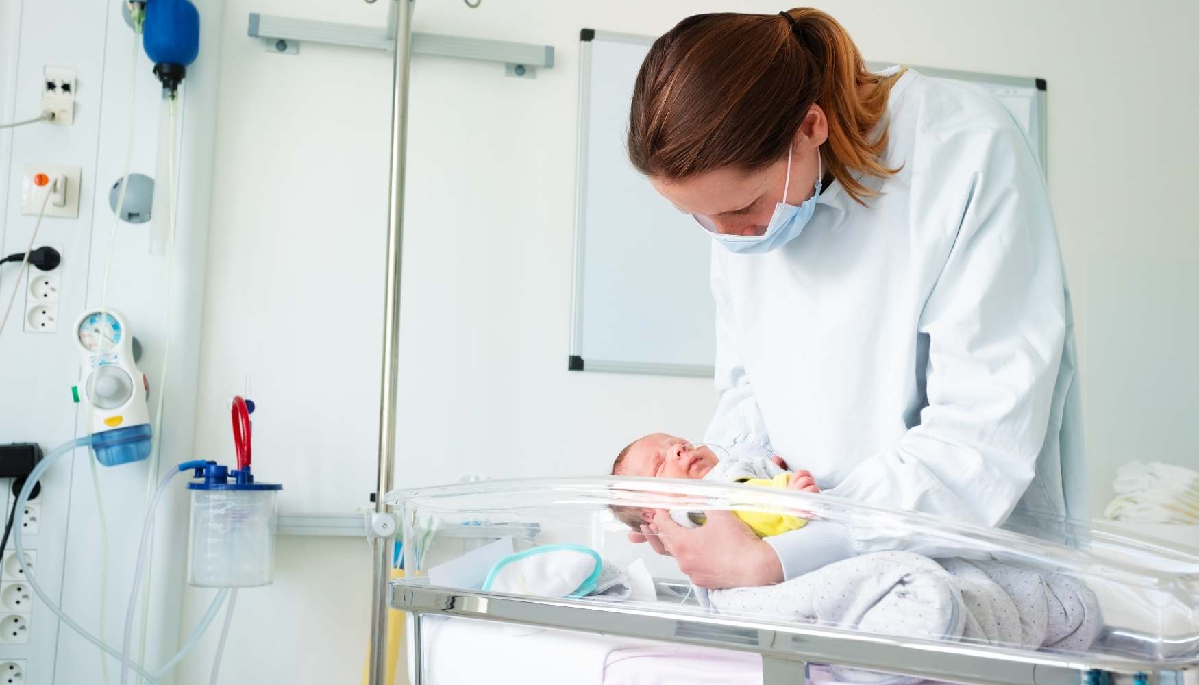 Explore The Pros And Cons Of Being A Neonatal Nurse